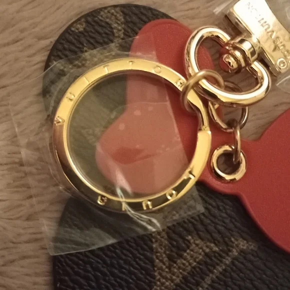 NWOB Louis Vuitton Minnie Mouse Key chain - Picture 9 of 15